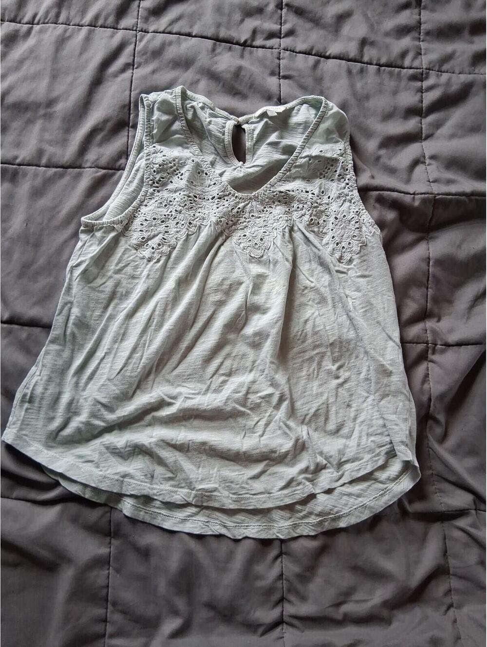 Lucky Brand Green Sleeveless Eyelet Tunic Top Scoop Neck Button M C2